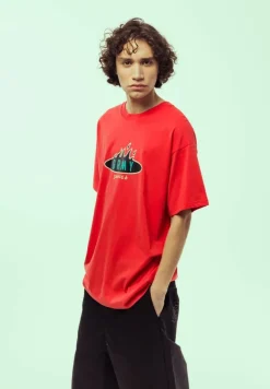 Grimey Camiseta Burn In Flames Regular - Red - Ss24 Store