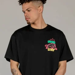 Grimey Camiseta The Brave Junction Regular - Black - Summer 23 Store