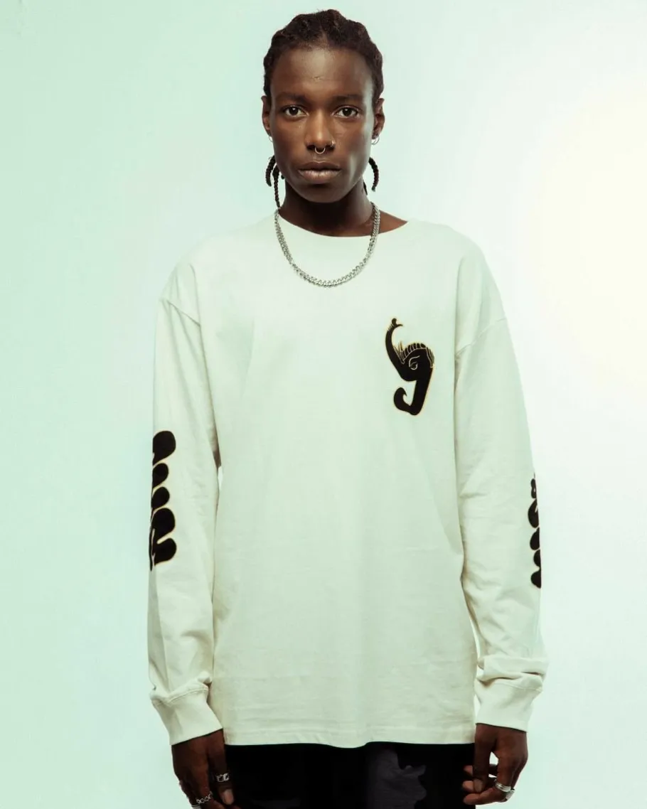 Grimey Camiseta Manga Larga. Tusker Temple - White - Fw23 Shop