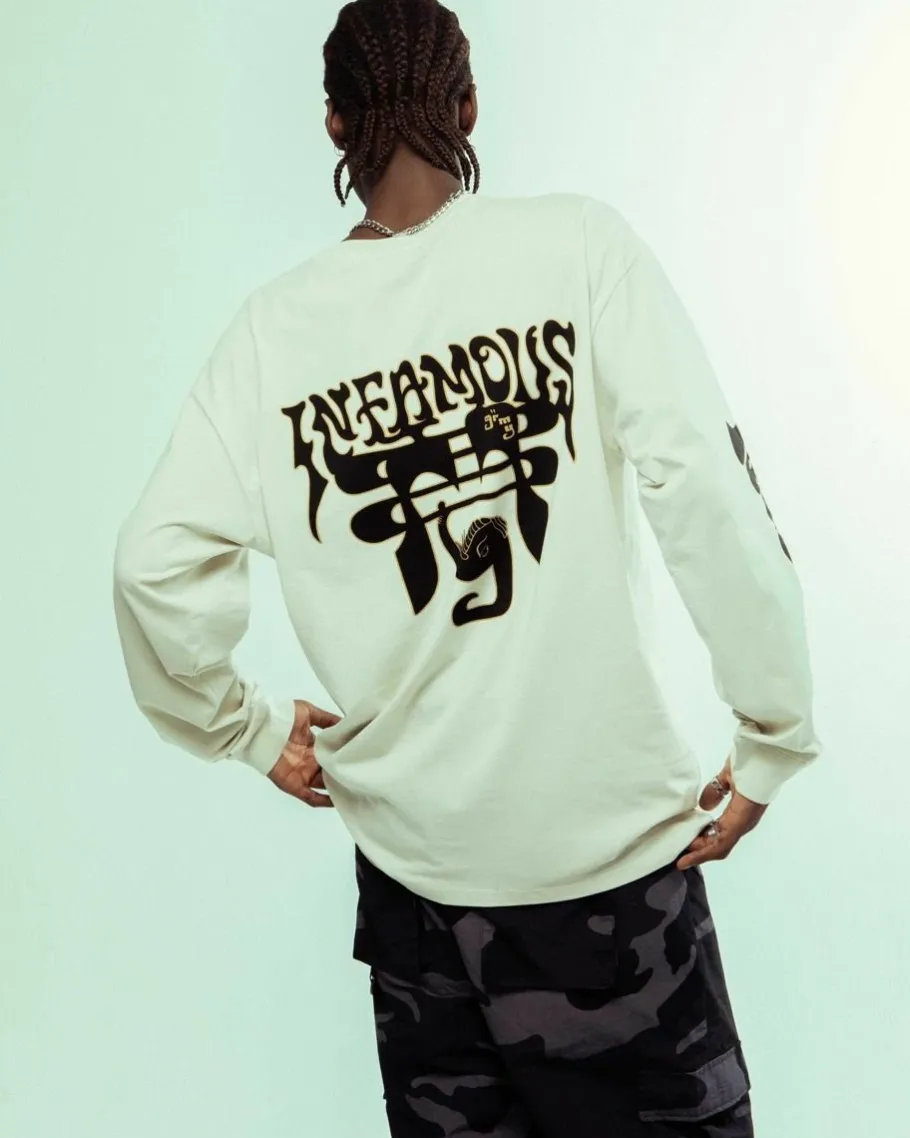 Grimey Camiseta Manga Larga. Tusker Temple - White - Fw23 Shop